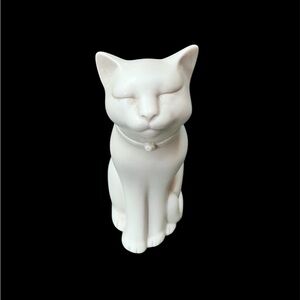 Eclipse stone casting cat figurine, Vintage made in Wales.